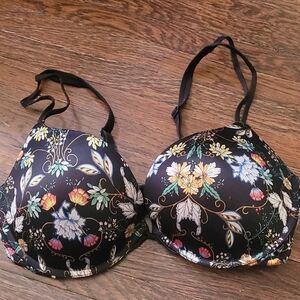 Victoria's Secret Very Sexy Push Up Bra